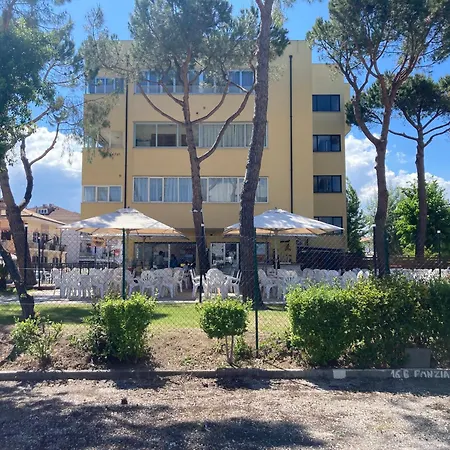 公寓 Apartman Thalie Villa Rosa Di Martinsicuro